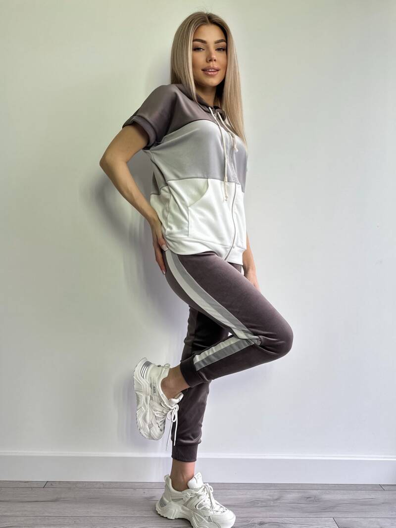 Komplet damskie (Polska produkt) Roz S/M-L/XL Paczka 5 szt /1 Kolor